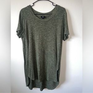 Women's short sleeve shirt, size large